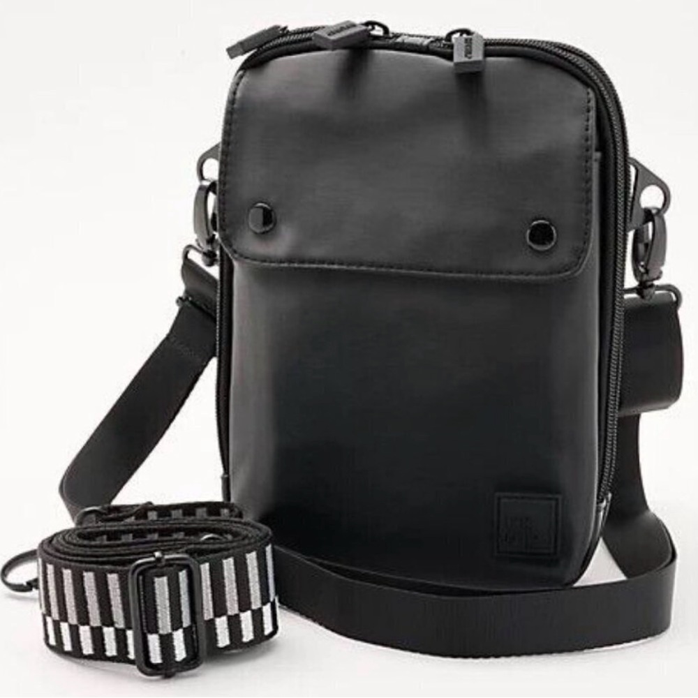 NEW IHKWIP XL EVERYDAY ESSENTIALS Black Crossbody Bag with 2 new straps NWTA